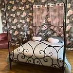 Gæstehus Chateau De La Bouchatte Les Roses 4*