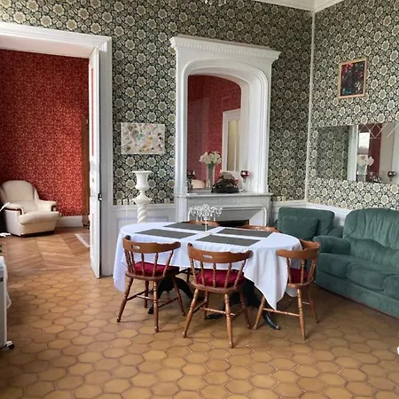 Chateau De La Bouchatte Les Roses Chazemais