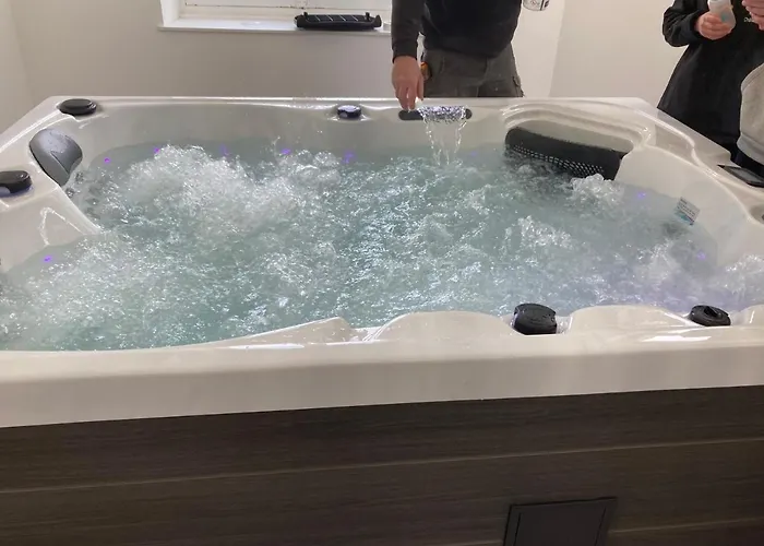 Chateau De La Bouchatte Les Roses Chazemais