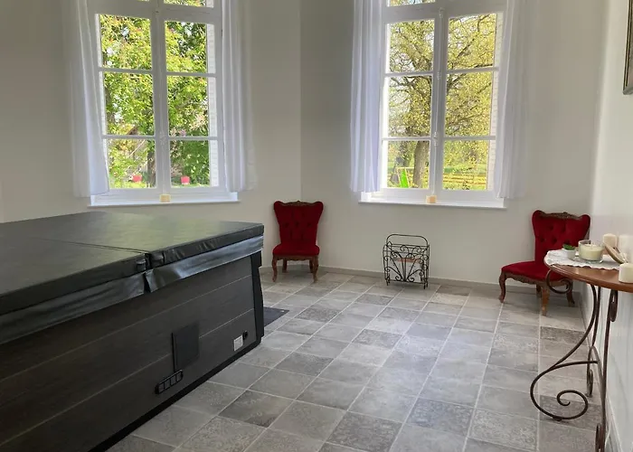 Chateau De La Bouchatte Les Roses Gasthof 4*